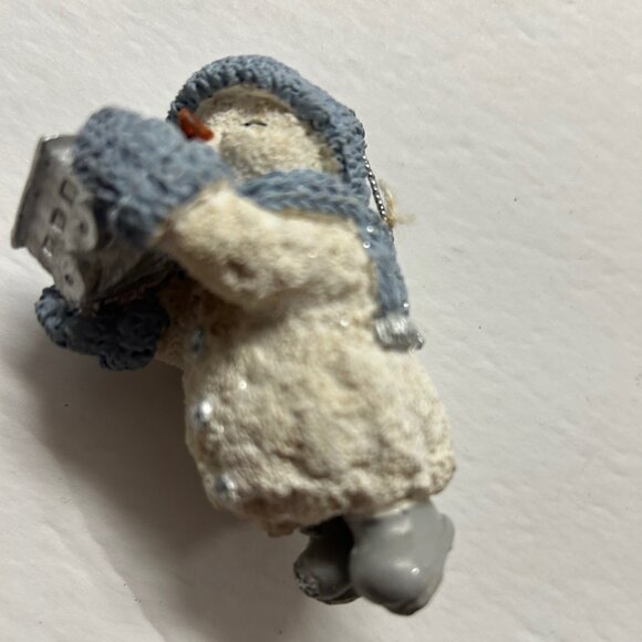 The Encore Group: Snow Buddies Tea Party Statue and Five Ornaments from 2000 - Picture 8 of 9